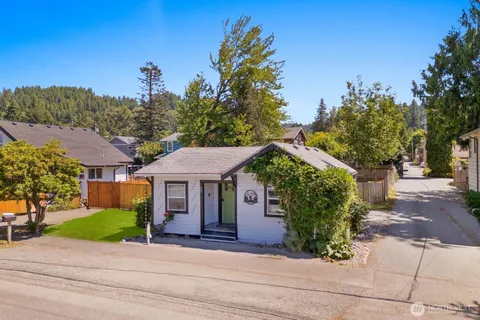 $1,199,999 | 60 2nd Avenue Northeast, Issaquah, WA 98027