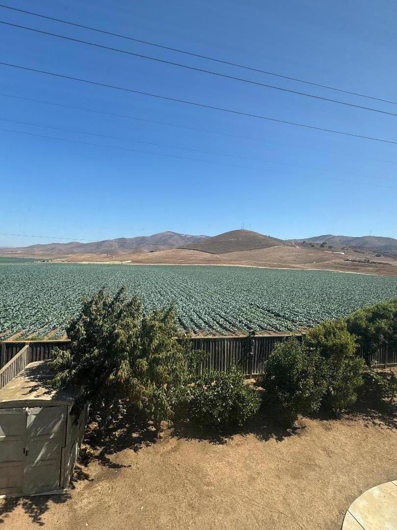 949 Terraza Street Soledad, CA 93960 - Photo 27 of 38 a view of a patio