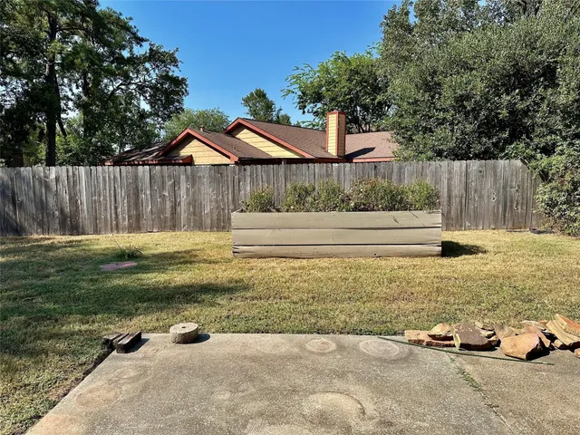 $2,000 | 7114 River Mill Drive, Spring, TX 77379