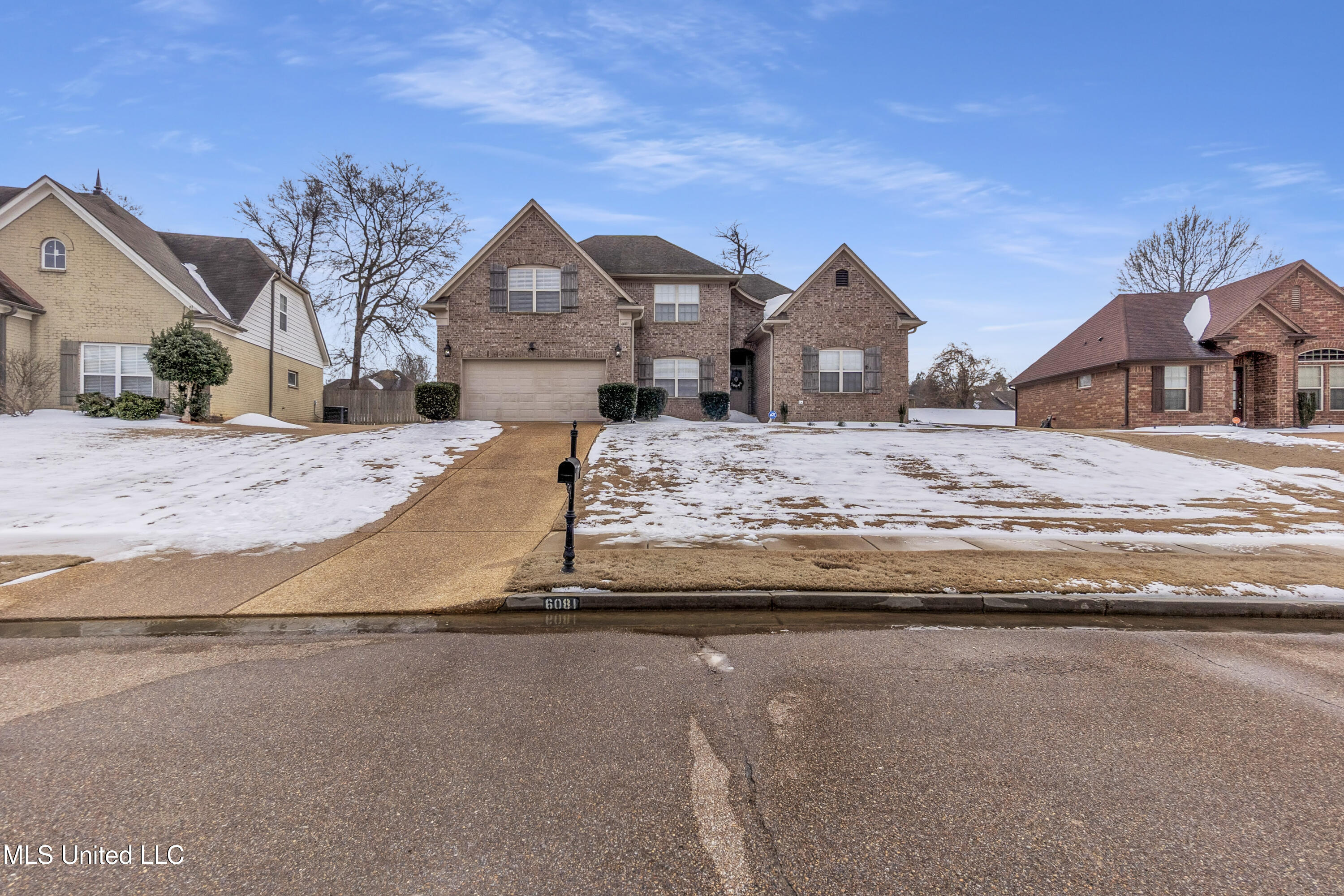 6081 Coleman Road Olive Branch, MS 38654 - Photo 2 of 39 2-DSC09897