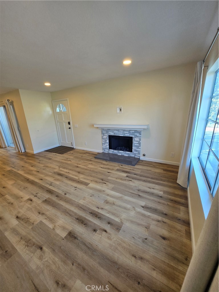 22 Exeter, Unit 23 Irvine, CA 92612 - Photo 5 of 34