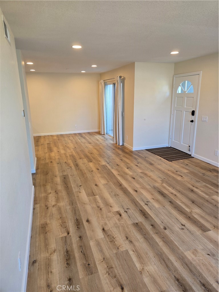 22 Exeter, Unit 23 Irvine, CA 92612 - Photo 7 of 34