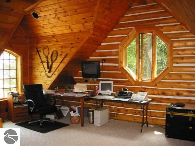 5098 Omena Point Road Omena, MI 49674 - Photo 6 of 9 1680478-5.JPG
