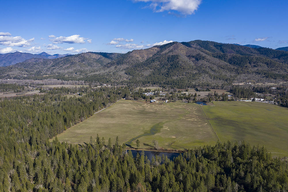 1700 Tetherow Road Williams, OR 97544 - Photo 27 of 27 27