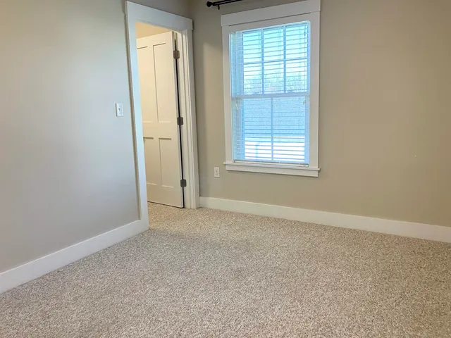 $596,000 | 26 North Main Street, Unit 7, Mont Vernon, NH 03057