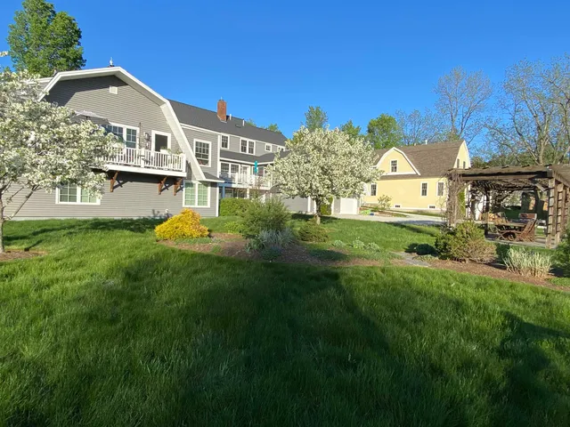 $596,000 | 26 North Main Street, Unit 7, Mont Vernon, NH 03057
