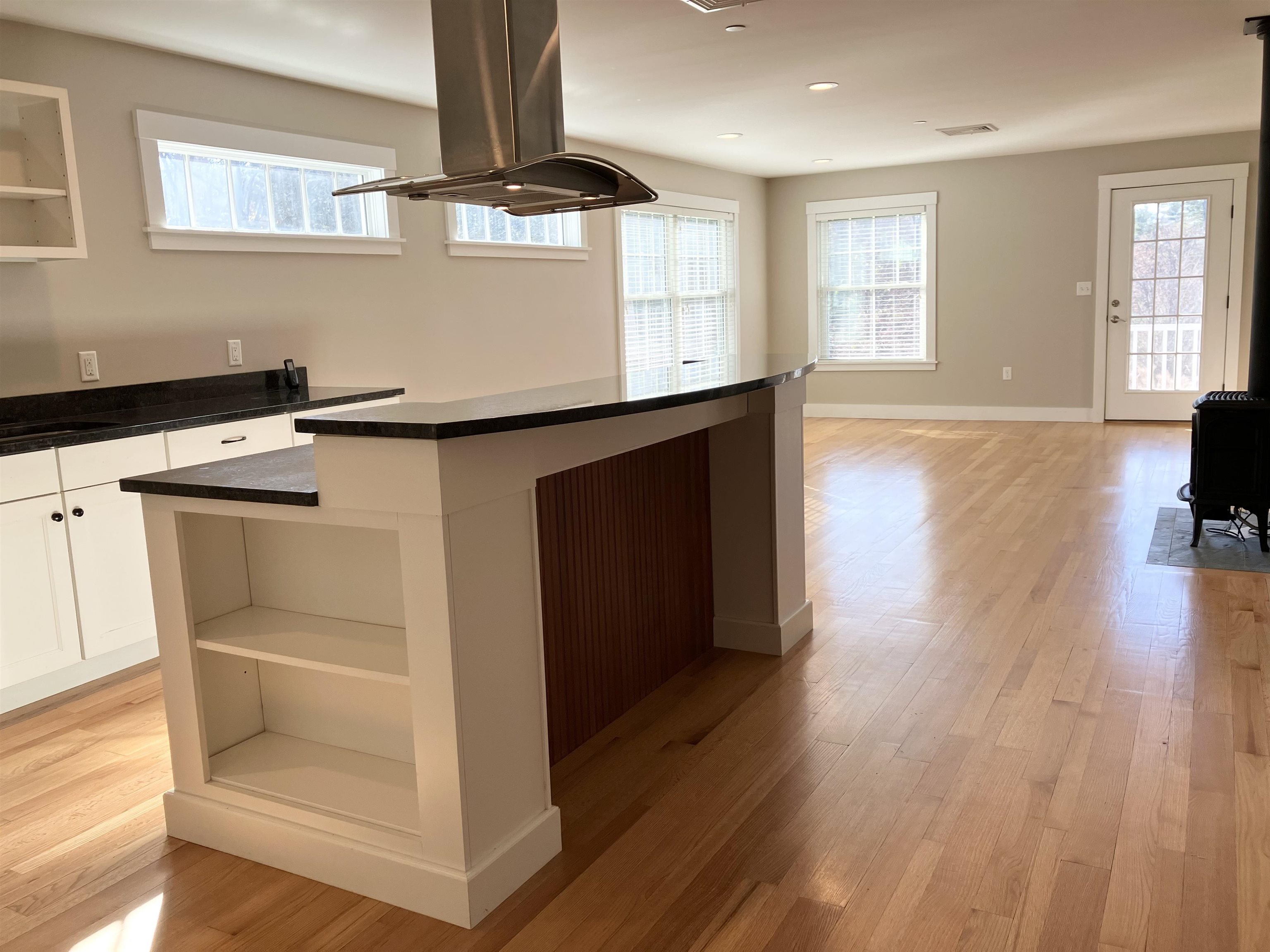 26 North Main Street, Unit 7 Mont Vernon, NH 03057 - Photo 3 of 51