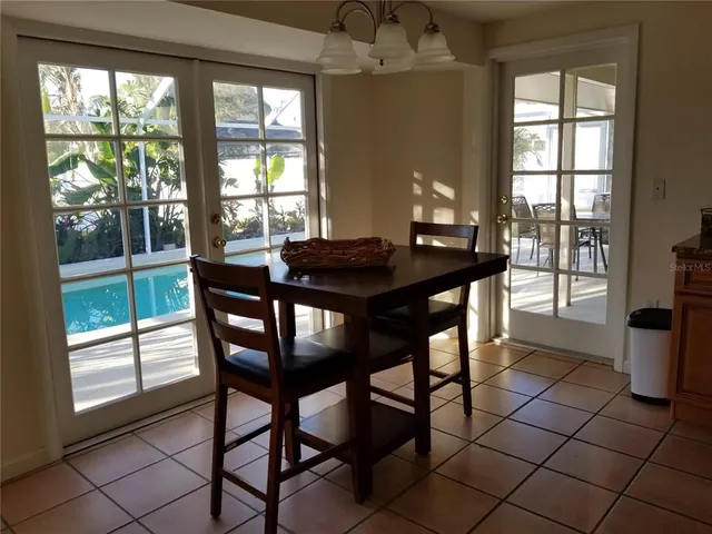 $3,000 | 2745 Cardwell Way, Sarasota, FL 34231