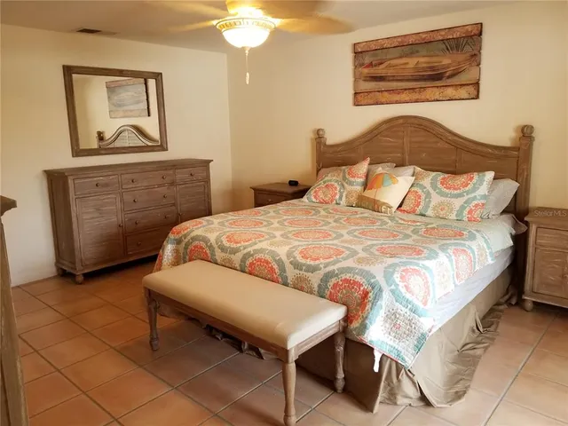 $3,000 | 2745 Cardwell Way, Sarasota, FL 34231