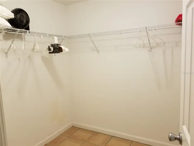 $3,000 | 2745 Cardwell Way, Sarasota, FL 34231