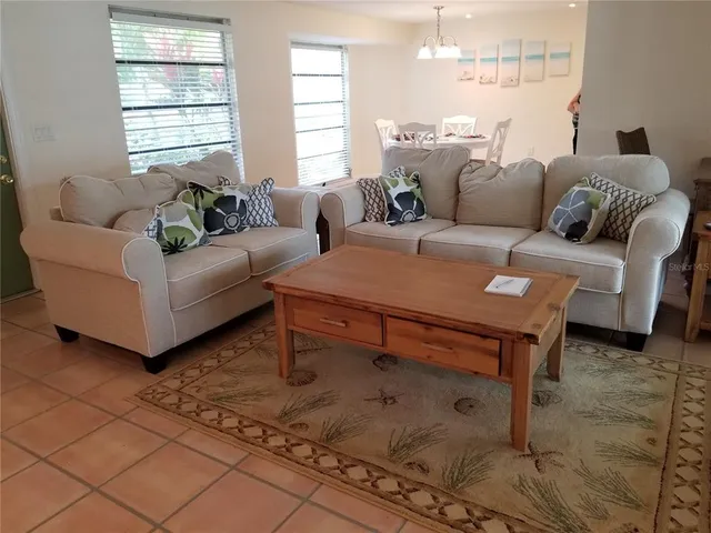 $3,000 | 2745 Cardwell Way, Sarasota, FL 34231