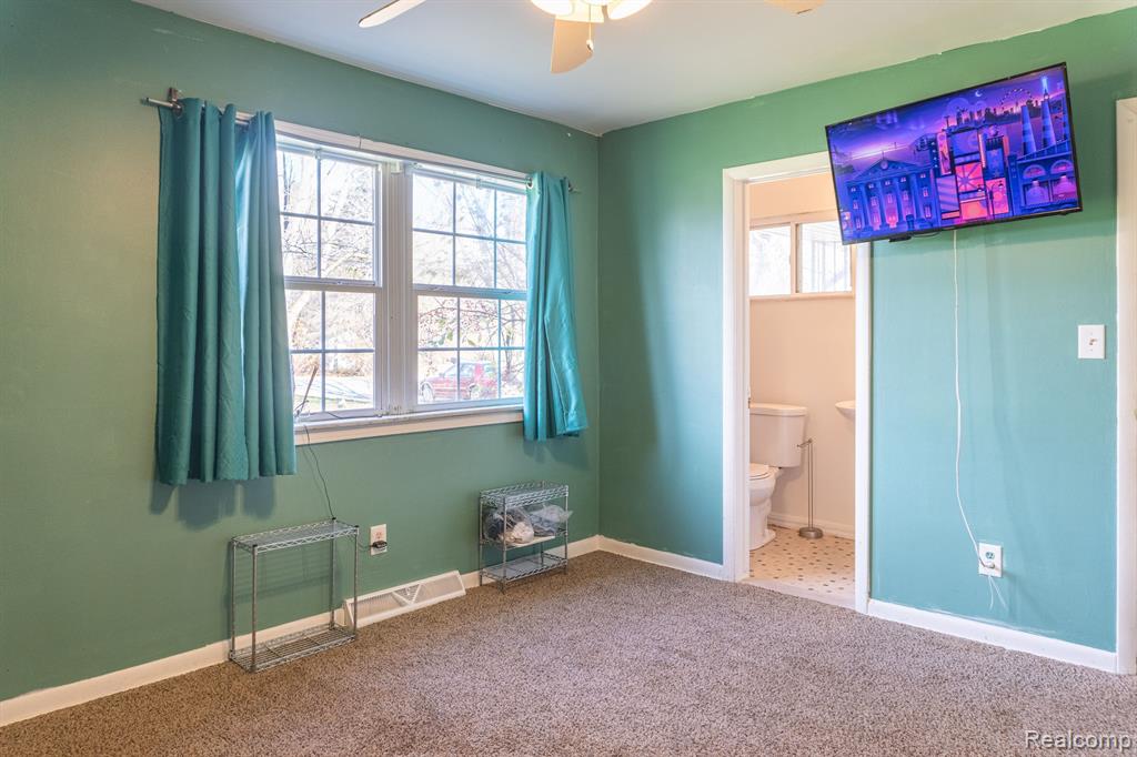 8477 Coldwater Road Flushing, MI 48433 - Photo 20 of 53