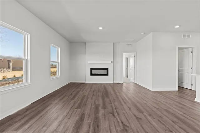 $399,990 | 614 Fallen Leaf Drive, Belton, MO 64012