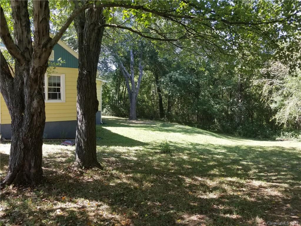 453 Deaverview Road Asheville, NC 28806 - Photo 23 of 24 Gallery Image 23
