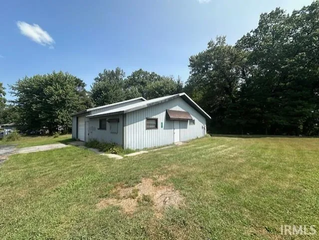 $235,000 | 26005 Highway 2, South Bend, IN 46619