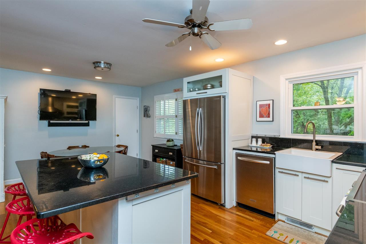 1409 Geneva Street Raleigh, NC 27606 - Photo 12 of 29 Photo 12