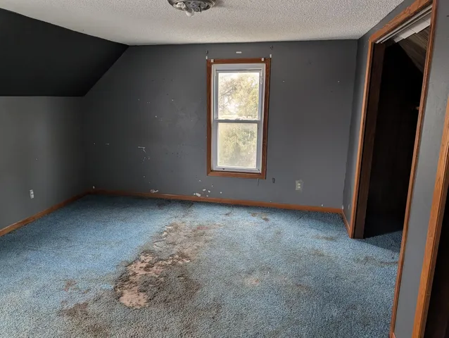 $129,000 | 740 East Broadway, Plainview, MN 55964