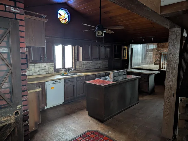 $129,000 | 740 East Broadway, Plainview, MN 55964