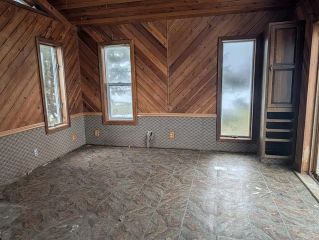 $129,000 | 740 East Broadway, Plainview, MN 55964