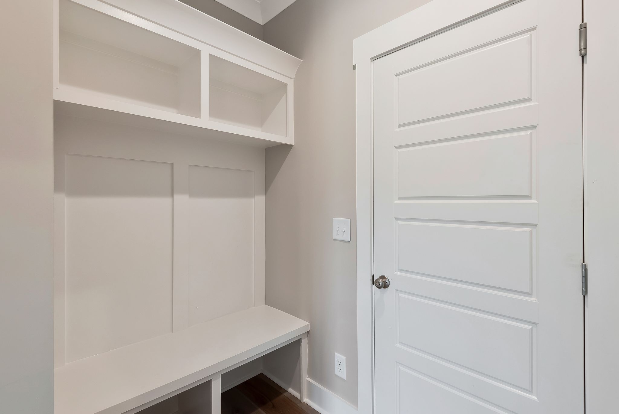 4114 Chicken Road Lebanon, TN 37090 - Photo 33 of 52 a view of an empty walk in closet