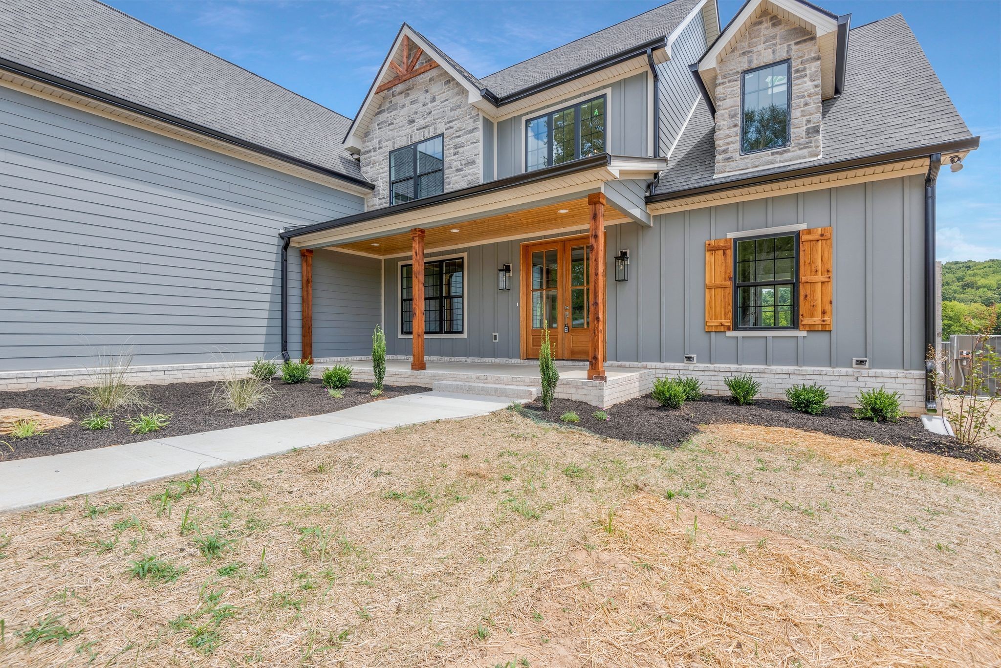 4114 Chicken Road Lebanon, TN 37090 - Photo 4 of 52 front view of a house