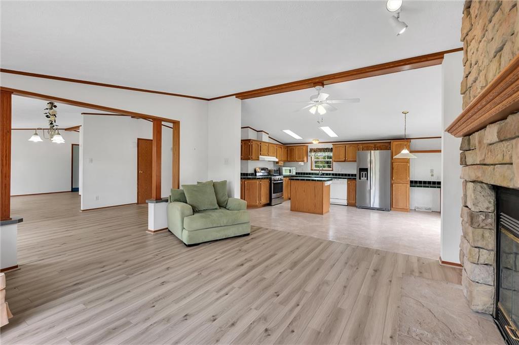 252 Godfrey Road Leechburg, PA 15656 - Photo 6 of 29 Gallery Image 6