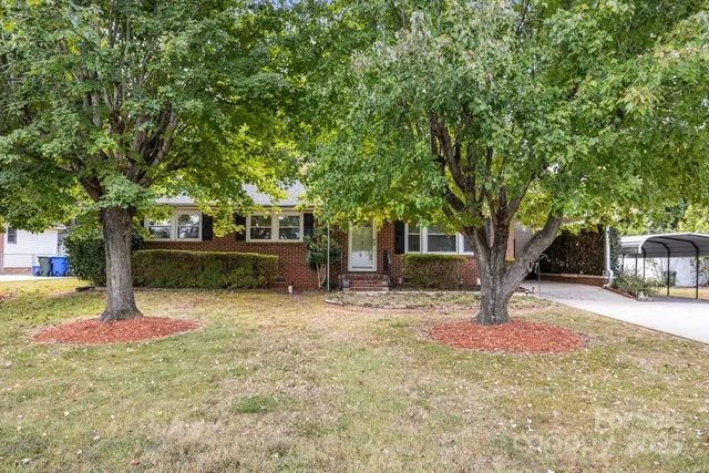 $329,900 | 873 Kentwood Drive, Rock Hill, SC 29730