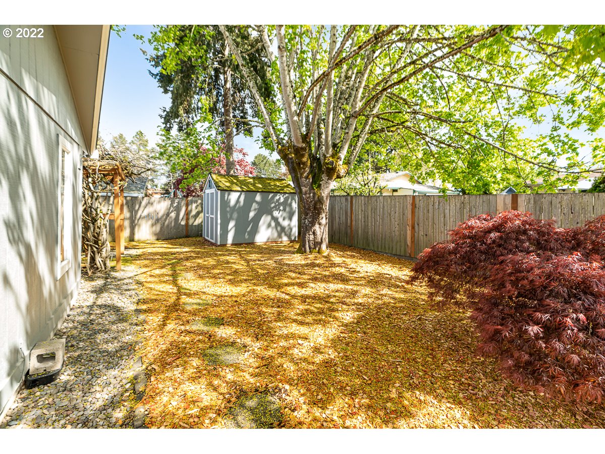 5372 Southeast Golden Road Hillsboro, OR 97124 - Photo 26 of 32 Gallery Image 26