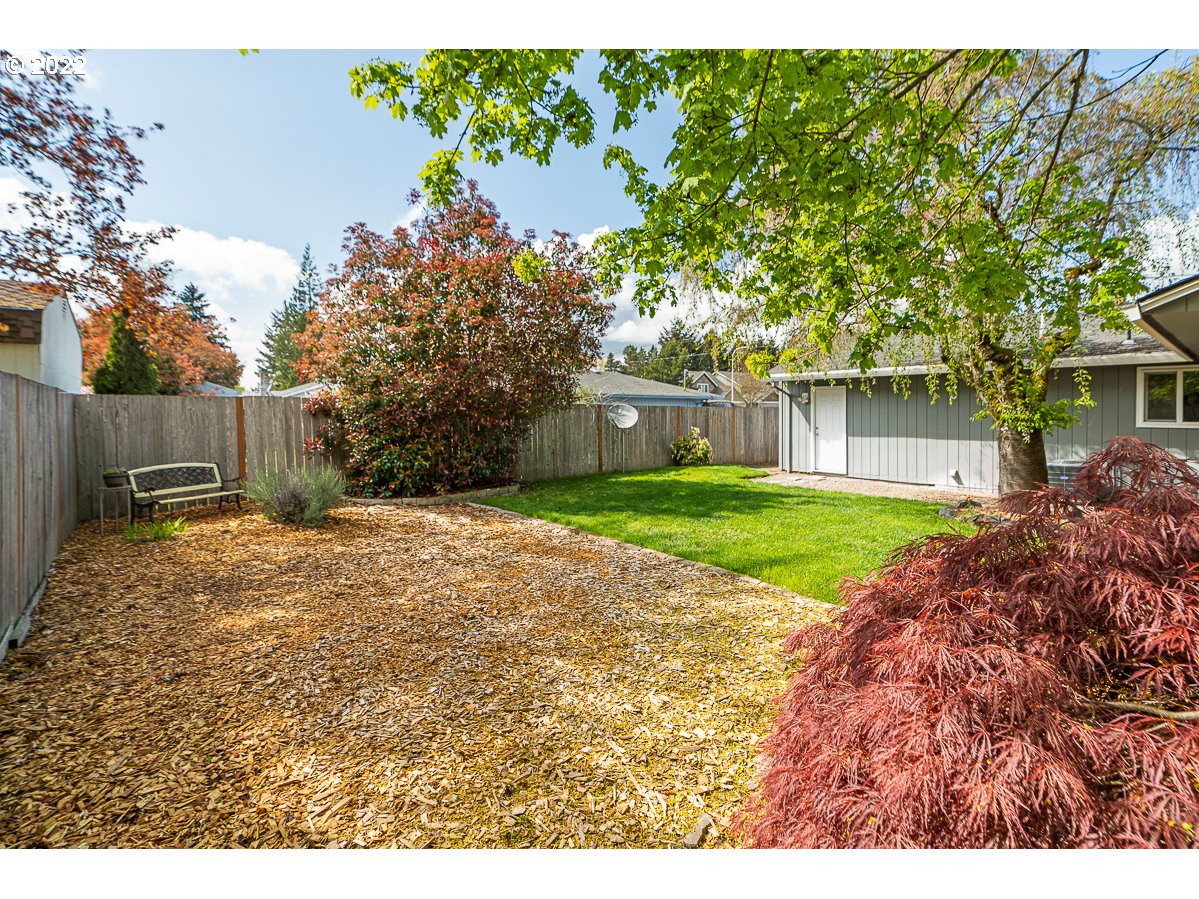 5372 Southeast Golden Road Hillsboro, OR 97124 - Photo 28 of 32 Gallery Image 28