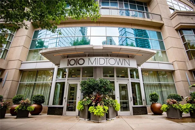 $710,000 | 1080 Peachtree Street Northeast, Unit 1102, Atlanta, GA 30309