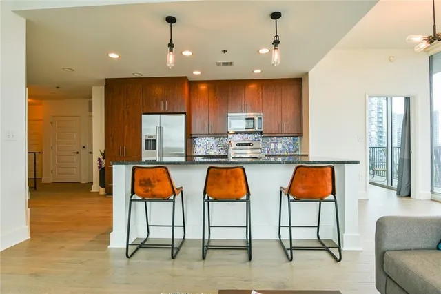$710,000 | 1080 Peachtree Street Northeast, Unit 1102, Atlanta, GA 30309