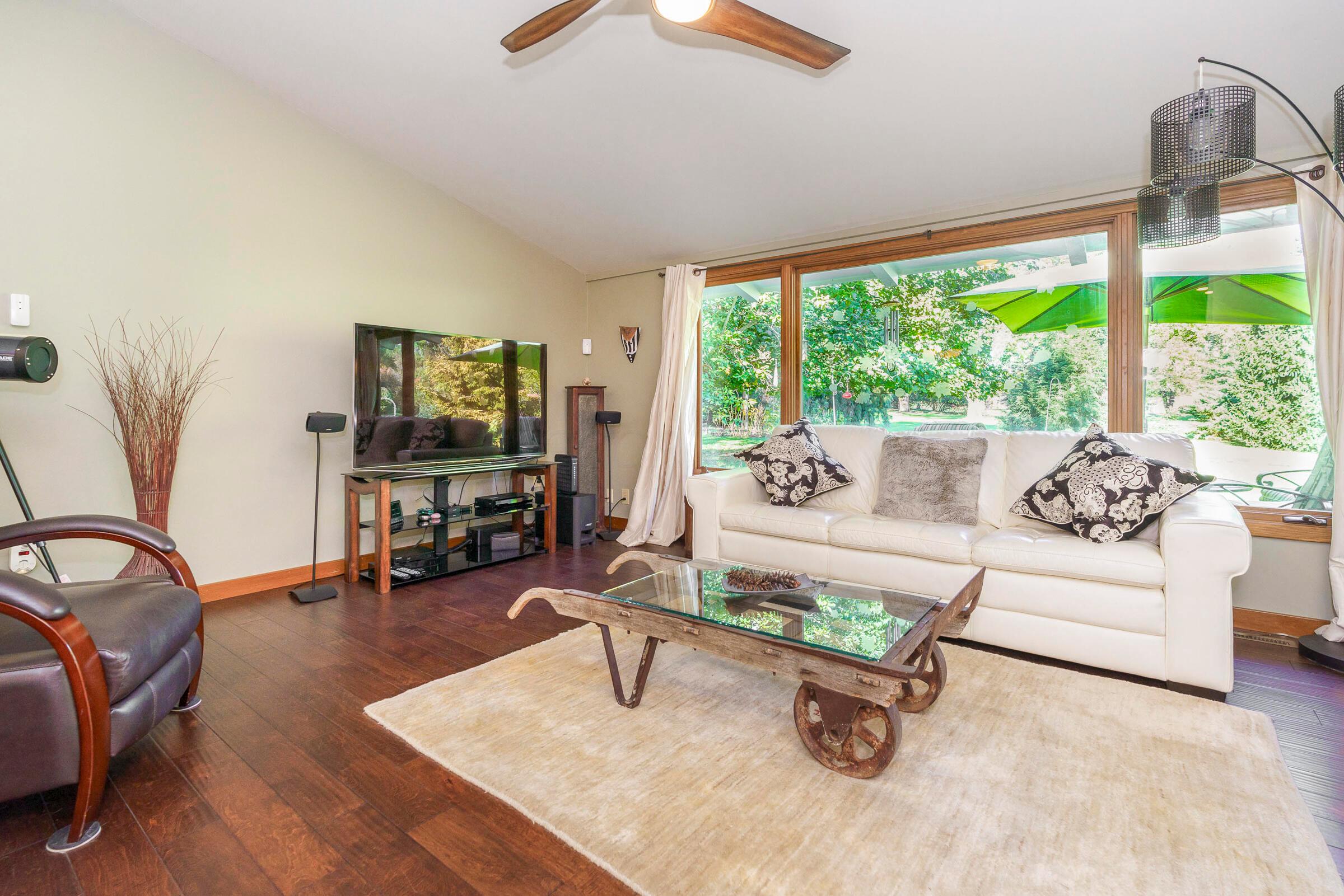 4200 Dublin Road, Unit LOT 8 Columbus, OH 43221 - Photo 9 of 46 Floor to ceiling windows to enjoy the scenery