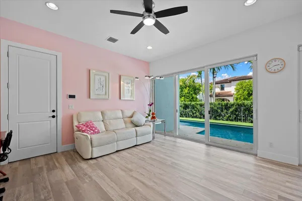 $10,000 | 1127 Faulkner Terrace, Palm Beach Gardens, FL 33418