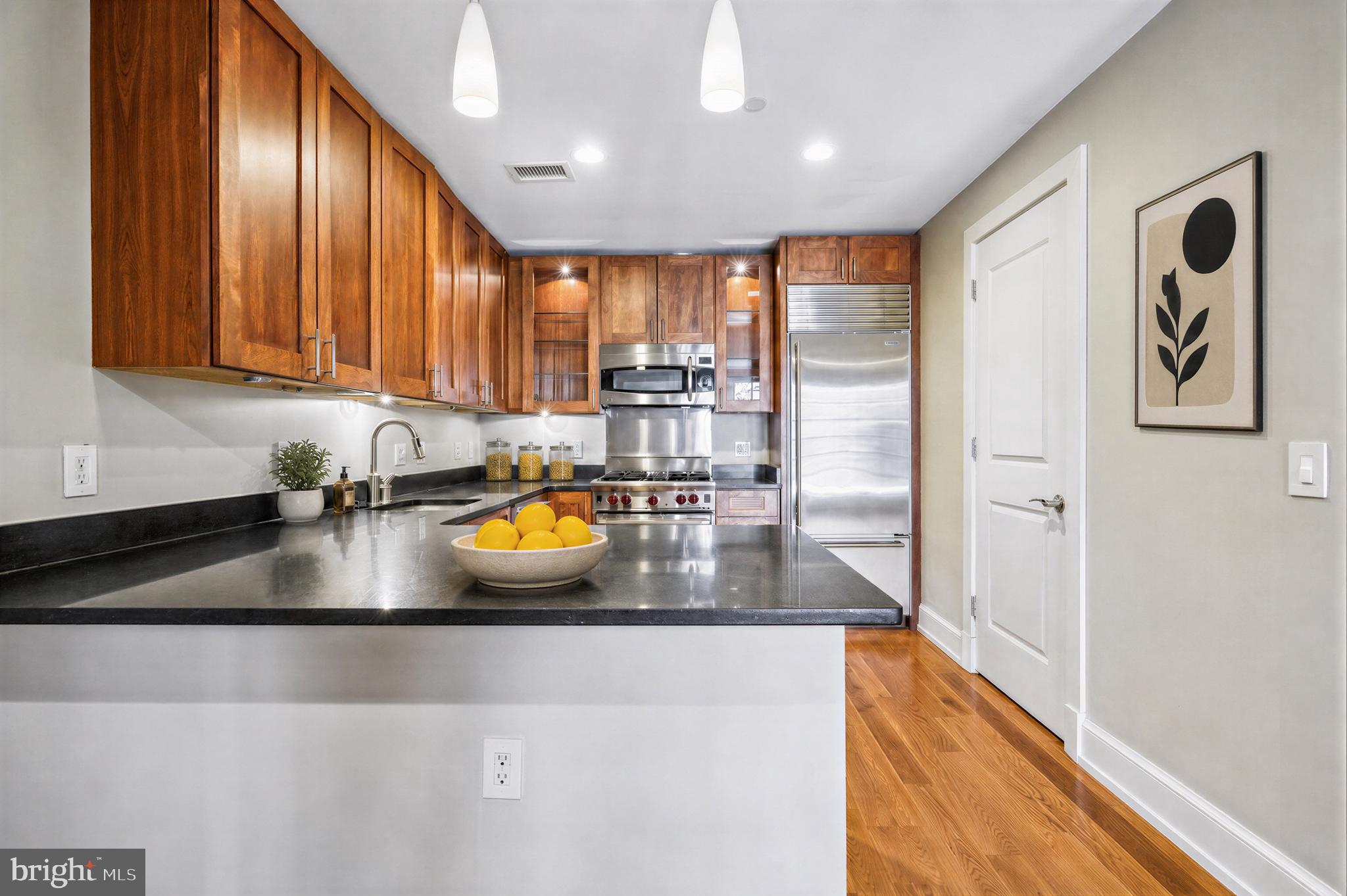215 I Street Northeast, Unit 103 Washington, DC 20002 - Photo 7 of 31