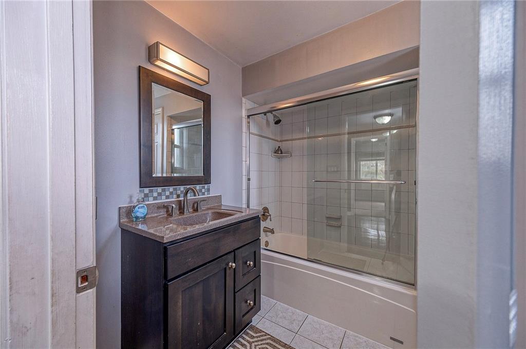 433 Sleepy Hollow Road Pittsburgh, PA 15228 - Photo 19 of 38