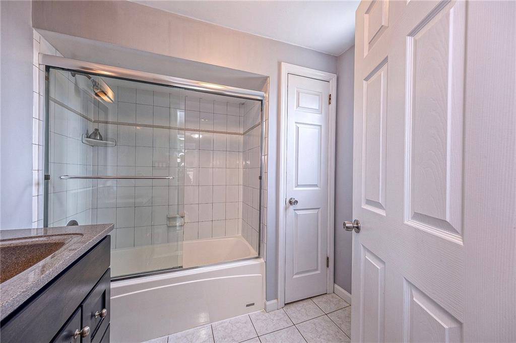 433 Sleepy Hollow Road Pittsburgh, PA 15228 - Photo 21 of 38