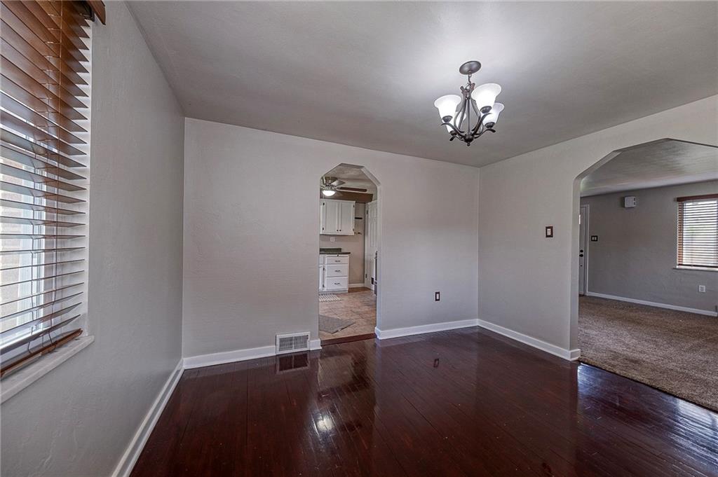 433 Sleepy Hollow Road Pittsburgh, PA 15228 - Photo 7 of 38