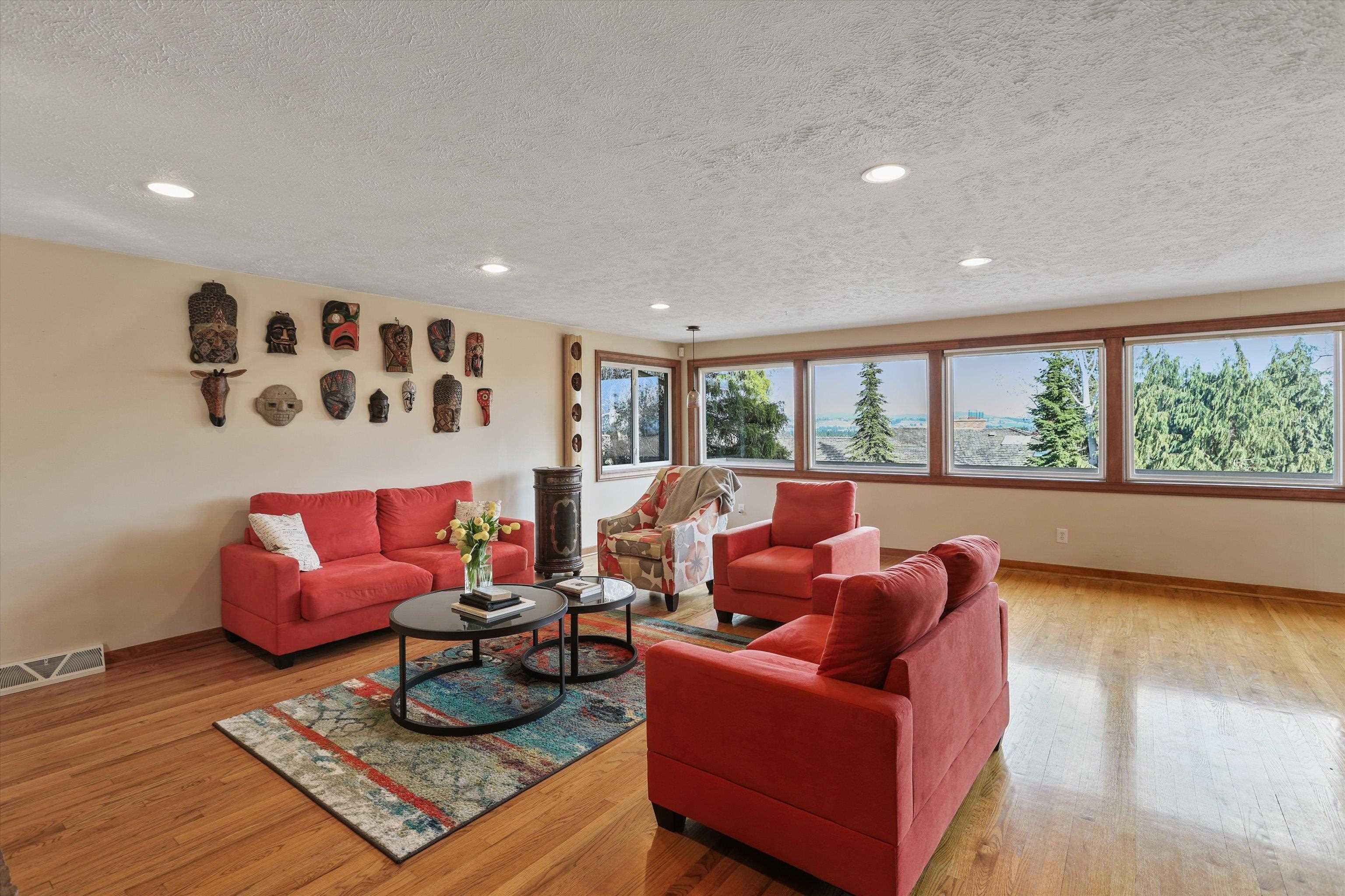 8421 North Northview Road Spokane, WA 99208 - Photo 8 of 32