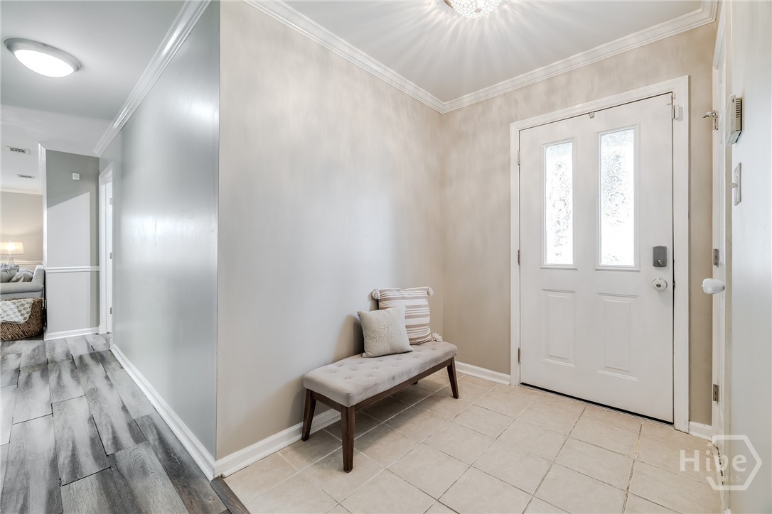 611 Sandhill Road Savannah, GA 31410 - Photo 7 of 34