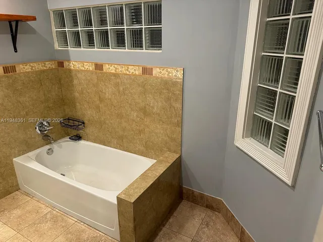 $3,499 | 812 Southeast 14th Court, Deerfield Beach, FL 33441