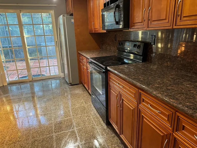 $3,499 | 812 Southeast 14th Court, Deerfield Beach, FL 33441