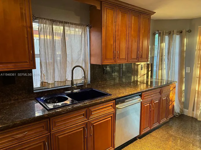 $3,499 | 812 Southeast 14th Court, Deerfield Beach, FL 33441