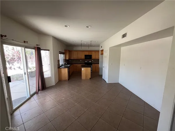 $3,250 | 21 Villa Ravenna, Lake Elsinore, CA 92532