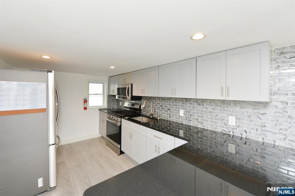 105 Franklin Street, Unit 1 Little Ferry, NJ 07643 - Photo 8 of 17