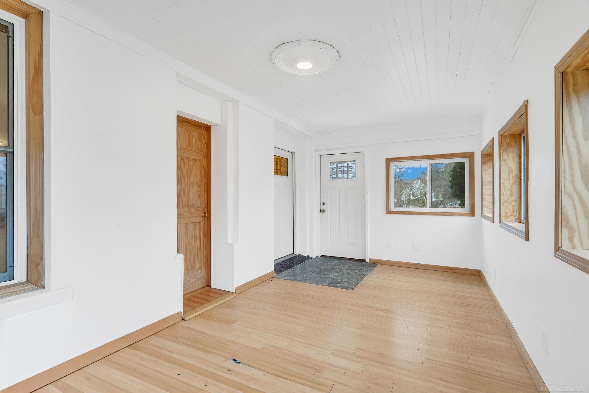 4358 Lakeshore Road Lexington, MI 48450 - Photo 7 of 68