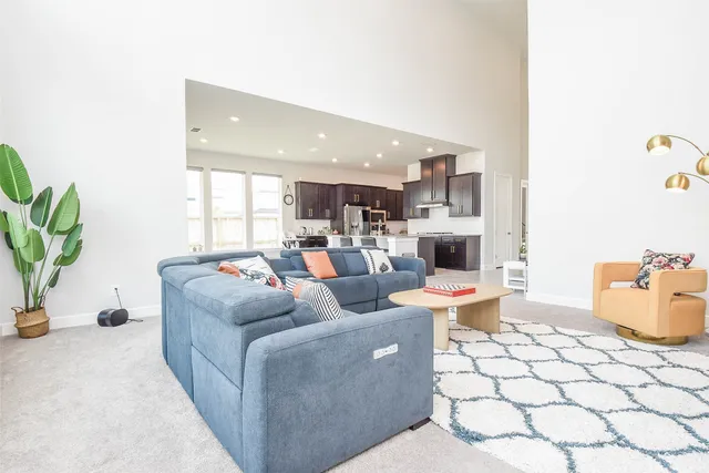 $4,000 | 8906 Luddenham Lilac Lane, Cypress, TX 77433