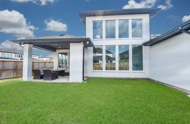 $4,000 | 8906 Luddenham Lilac Lane, Cypress, TX 77433