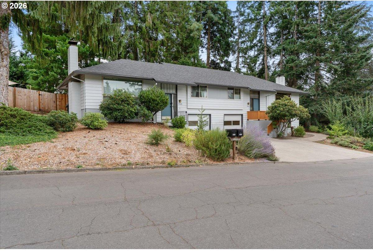 9042 Southwest Monterey Place Portland, OR 97225 - Photo 2 of 38 Gallery Image 2