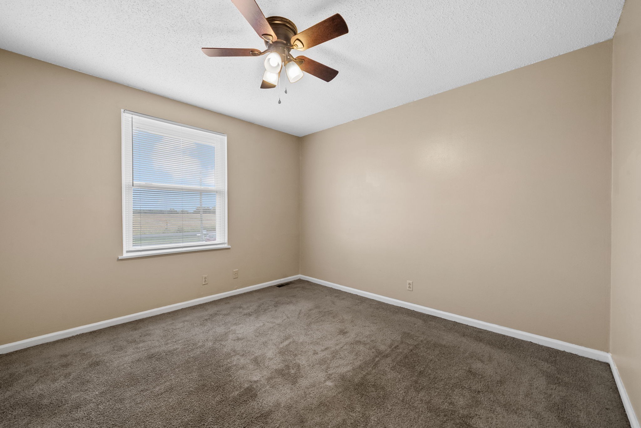 1070 Pembroke Road, Unit 27 Oak Grove, TN 42262 - Photo 14 of 18