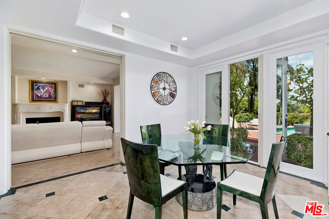 12607 Promontory Road Los Angeles, CA 90049 - Photo 14 of 44